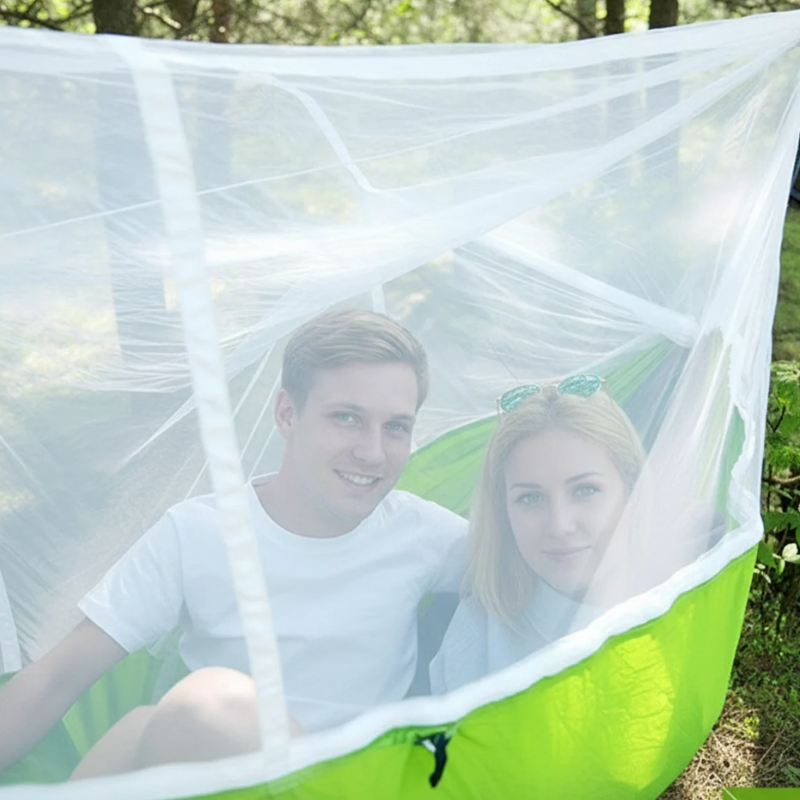 Camping hängematte mit moskitonetz
