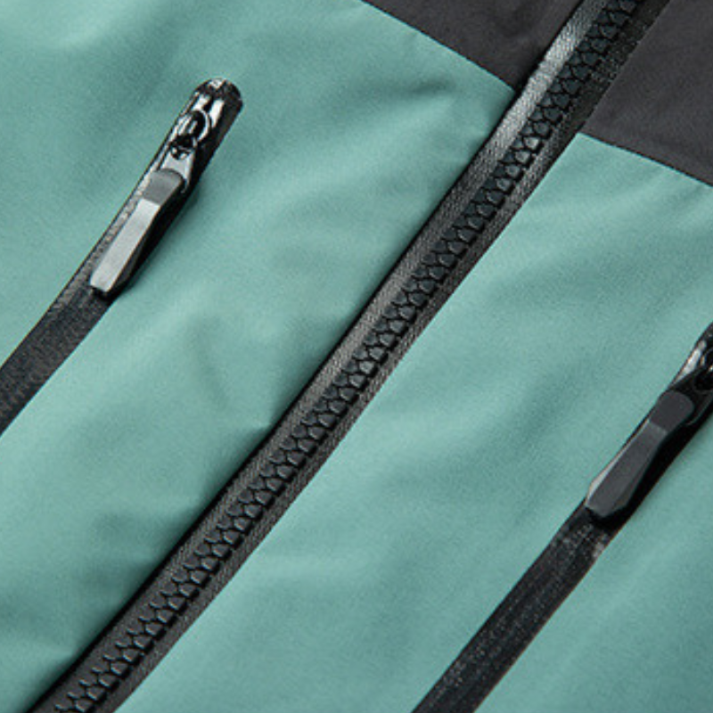 Regenjacke Wandern mit Unterarmbelüftung