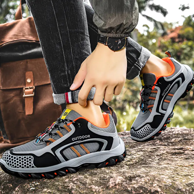 Wanderschuh Herren Rutschfest