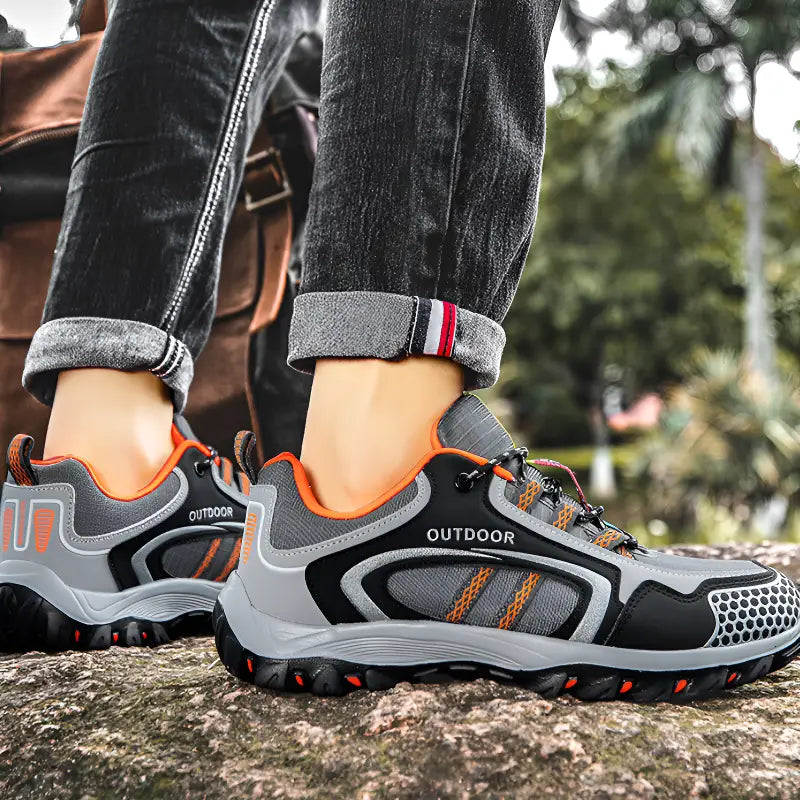 Wanderschuh Herren Rutschfest