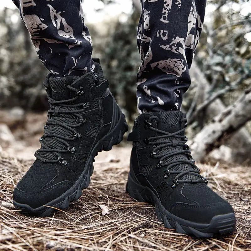 Wanderschuh Herren Hoch