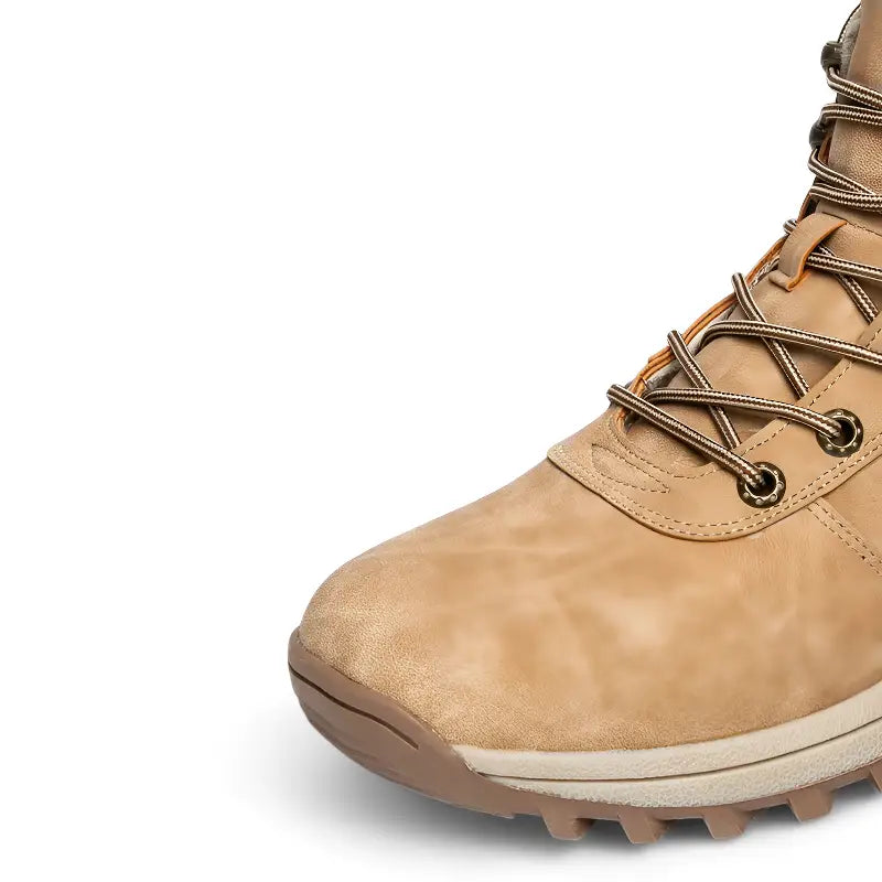 Wanderschuhe gefüttert