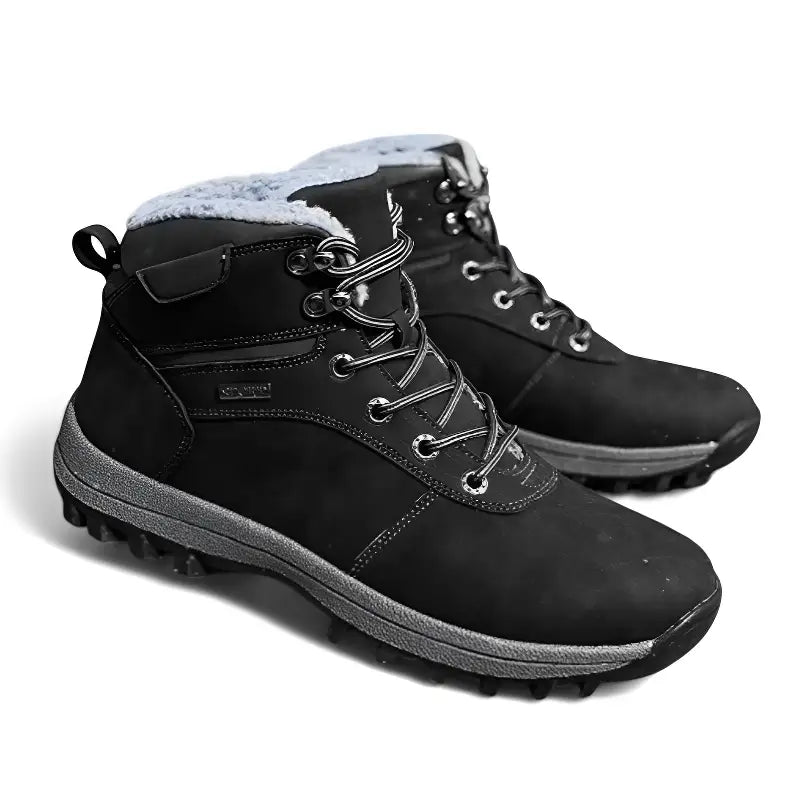 Wanderschuhe gefüttert