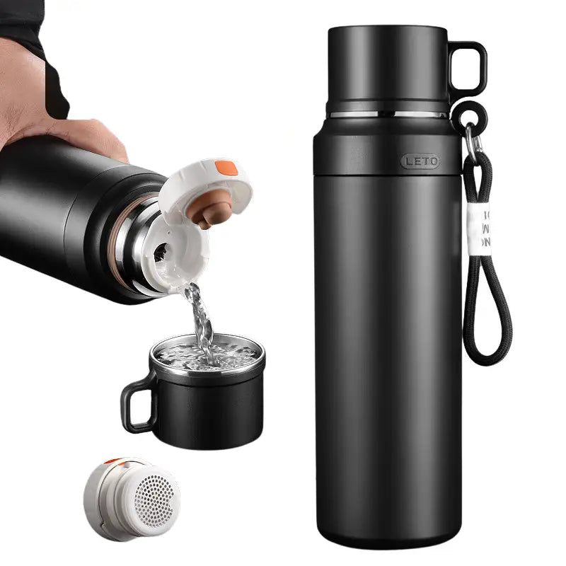 Isolierflasche mit Becher