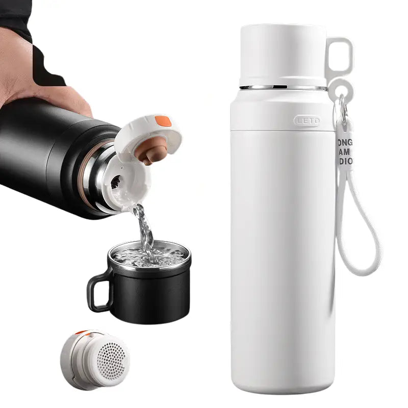 Isolierflasche mit Becher