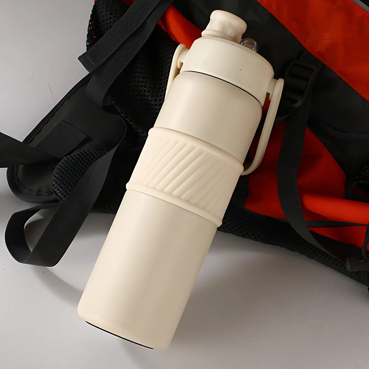 Isolierte Sport-Trinkflasche