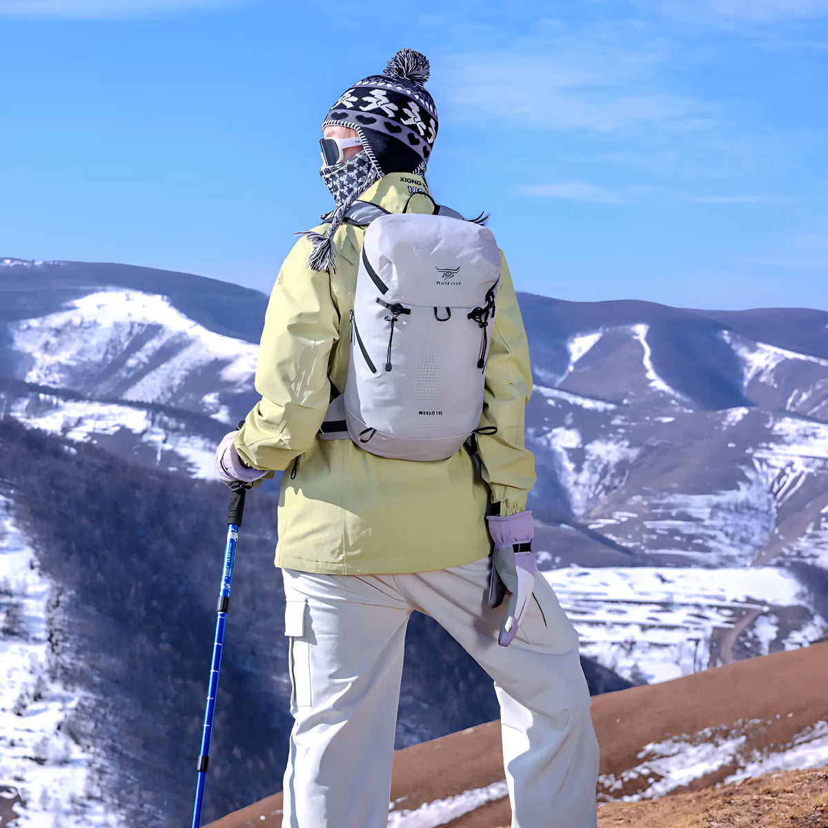 Kleiner Wanderrucksack Damen - Seitenansicht