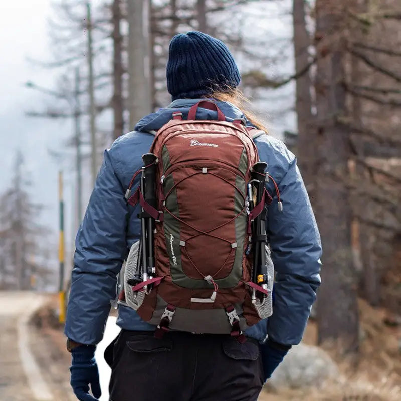 Moderner Wanderrucksack - Rückansicht