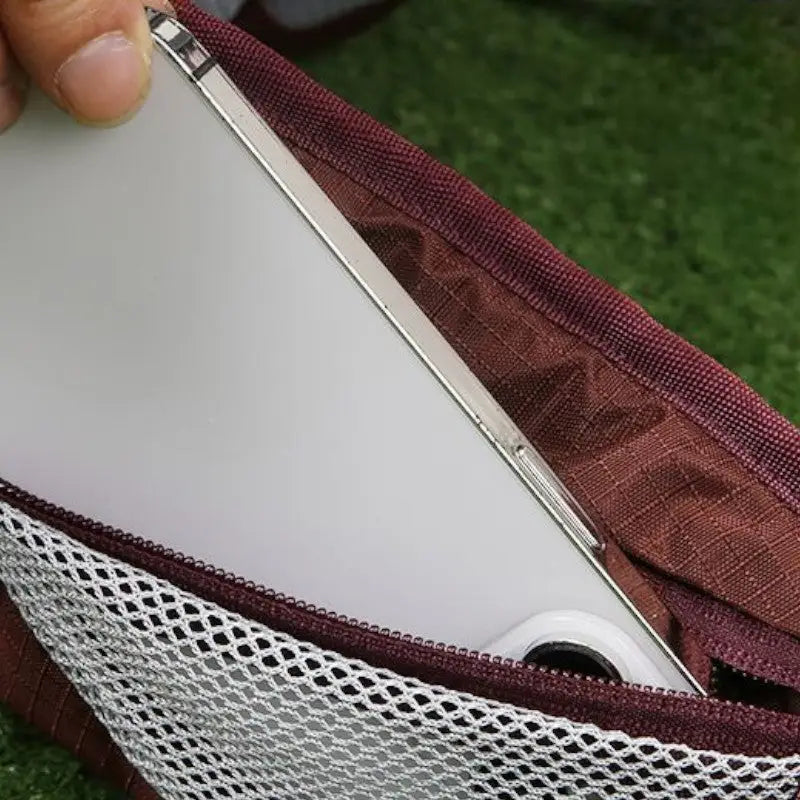 Moderner Wanderrucksack - Verschluss-Detail