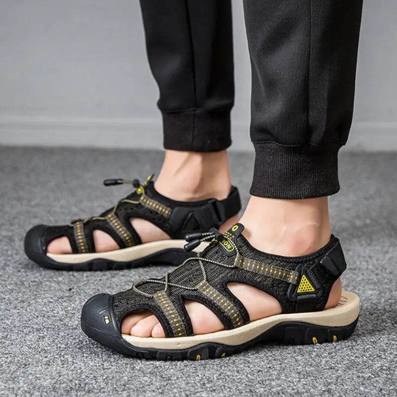 Geschlossene Trekkingsandalen Herren