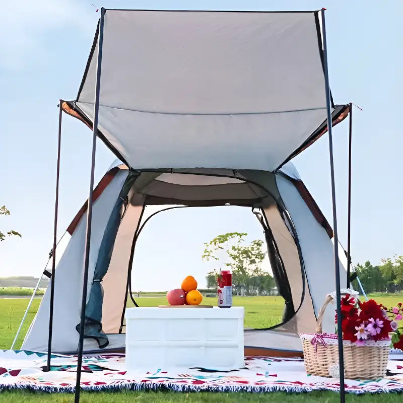Camping Hüttenzelt